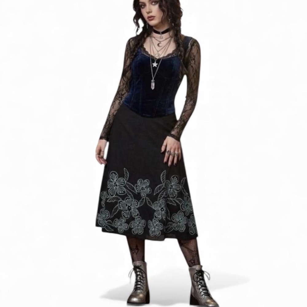 Anna Ocean Skirt Black Aqua Floral Embroidered Midi A-Line SZ S Whimsigoth Fairy